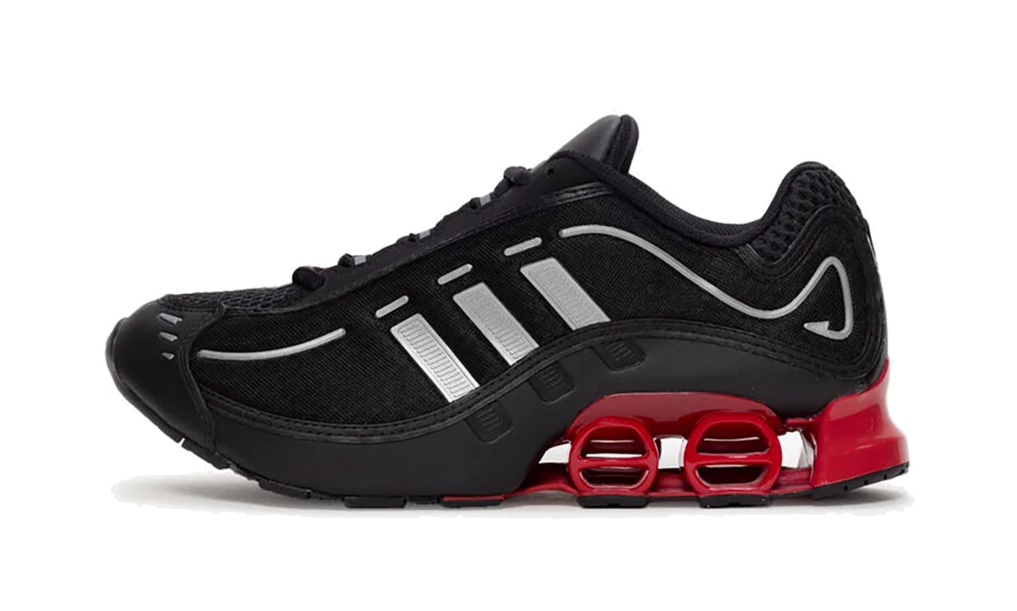 adidas Megaride O1 “Black/Scarlet”: donkere daily met rood accent