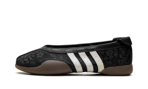 adidas Taekwondo Mei “Core Black”: plat profiel, veel karakter