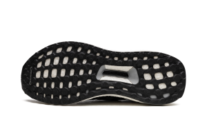 adidas-ultraboost AQ5935