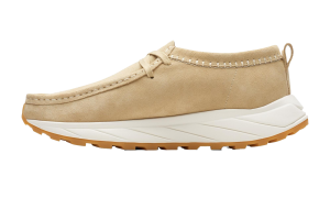 Clarks Walla Eden Lo “Maple Suede” (26176533)