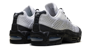 nike-air-max IQ3363-025