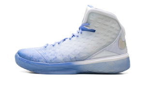 Nike Kobe 3 Protro “Christmas” (IQ5338-400)