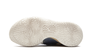 nike-kyrie-3 DA6807-200