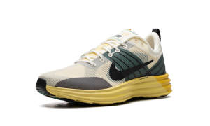 nike-lunar-roam DV2440-700