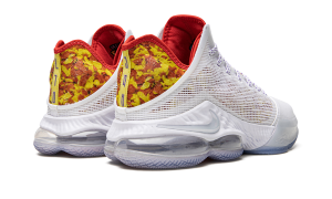 nike-lebron-19 DQ8344-100