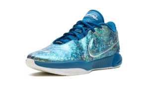 nike-lebron-2 FN0708-400