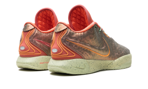 nike-lebron-2 FN0708-800