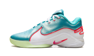 Nike LeBron 22 “Christmas” (HV5147-600)