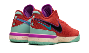 nike-lebron DR8784-600