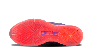 nike-lebron-10 583108-500