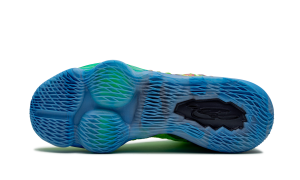 nike-lebron-17 CV8075-300