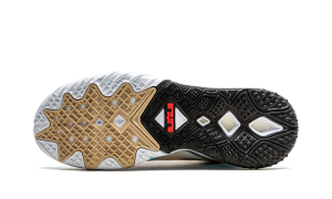 nike-lebron-18 CV7564-104