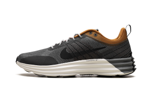 nike-lunar-roam FZ8116-200