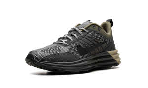 nike-lunar-roam FZ8116-201
