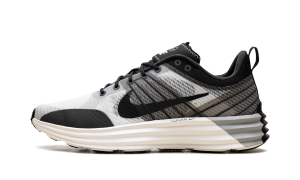 nike-lunar-roam DV2440-102
