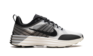 nike-lunar-roam DV2440-102