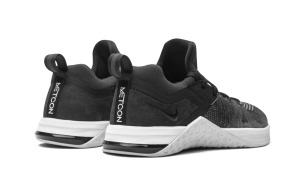 nike-flyknit AR5623-001