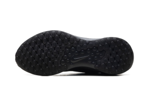 nike-revolution FB2207-005