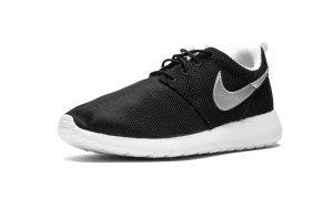 Nike Roshe One (GS) “Black Metallic Silver” (599728-021)