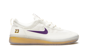 nike-lebron DA3439-100