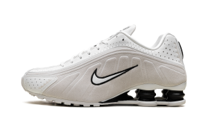 Nike Shox R4 “White Black Suede” (HQ7739-100)