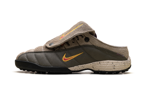Nike Total 90 Mule "Kids of Immigrants Khaki" (IH4422-200)