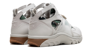 nike-air-huarache FQ8793-002