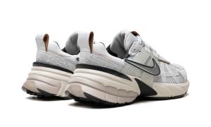 nike-v2k-run FN6703-002