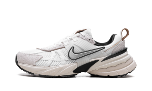 Nike V2K Run “Summit White” (FN6703-100)