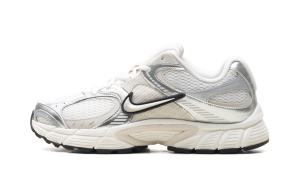 Nike V5 RNR “Light Orewood Brown” (HQ7901-104)