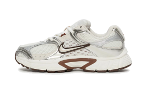 Nike V5 RNR “Sail Fauna Brown” (HQ7901-102)