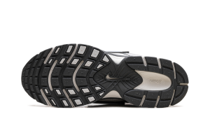 nike-v5-rnr HQ7901-103