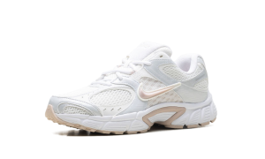 nike-v5-rnr HQ7901-110