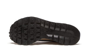 nike-vaporwaffle DD1875-200