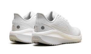 nike-vomero-17 FB1309-101