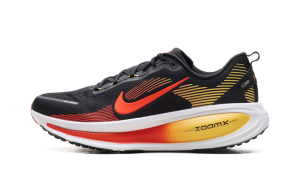 Nike Vomero 18 “Black / Bright Crimson / Light Crimson” (HM6803-016)