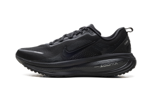 Nike Vomero 18 “Black” (HM6803-005)