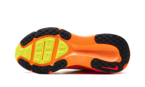 nike-vomero-18 HM6803-700