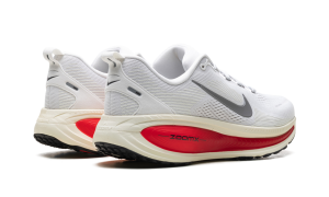 nike-vomero-18 HM6803-001