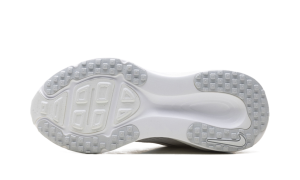 nike-vomero-18 HM6804-104