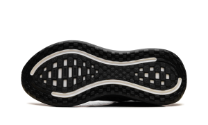 nike-vomero-plus IM3985-001