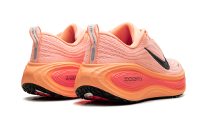 nike-vomero-plus HV8150-801