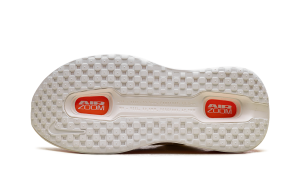 nike-vomero-premium IQ4035-100