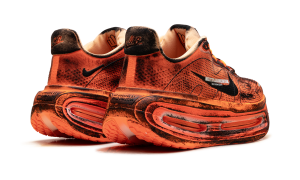 nike-vomero-premium IQ7166-800