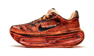Nike Vomero Premium “Melitta Baumeister” (IQ7166-800)