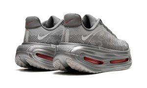 nike-vomero IQ0028-001