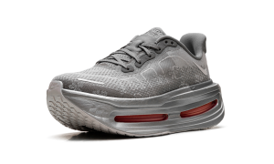 nike-vomero IQ0028-001