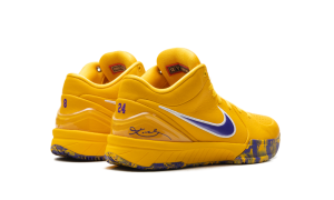 nike-kobe IQ4109-700