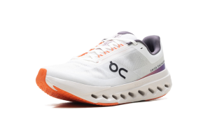 on-cloudsurfer 3WE30050256