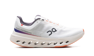 on-cloudsurfer 3WE30050256
